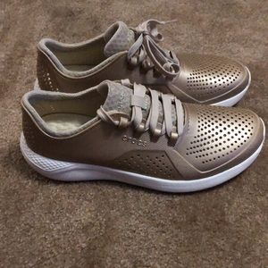 CROCS women sneakers